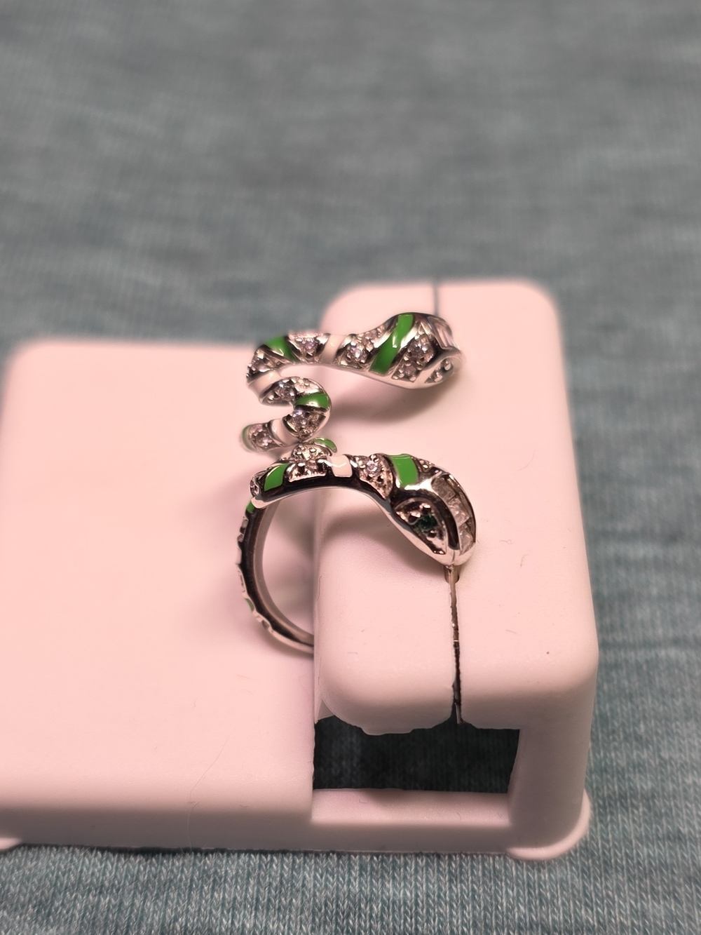 Silver-tone Green Spinel Snake Earrings  Women's Jewelry